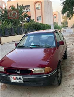 اوبل استرا